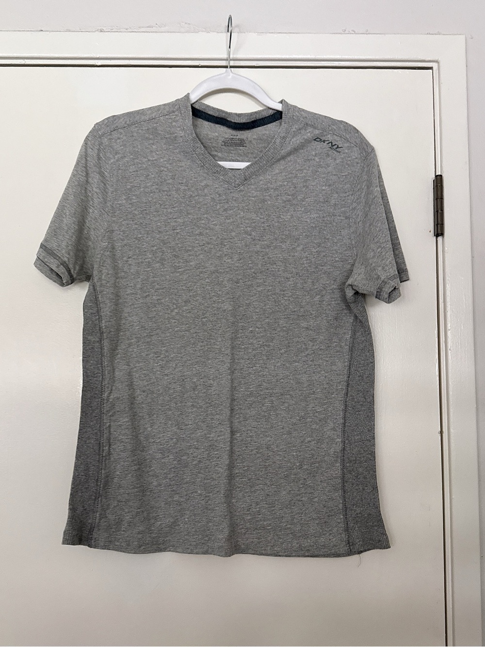 DKNY Men’s Gray V-Neck Performance T-Shirt